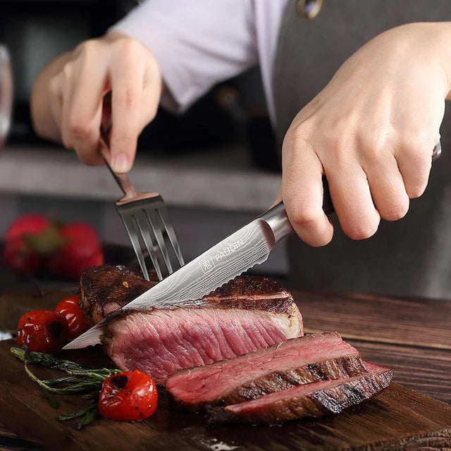 Universal Steak Knives Set of 6