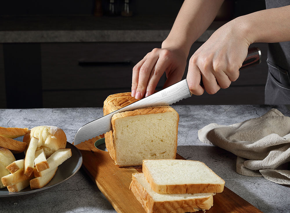 Universal Classic 8" Bread Knife