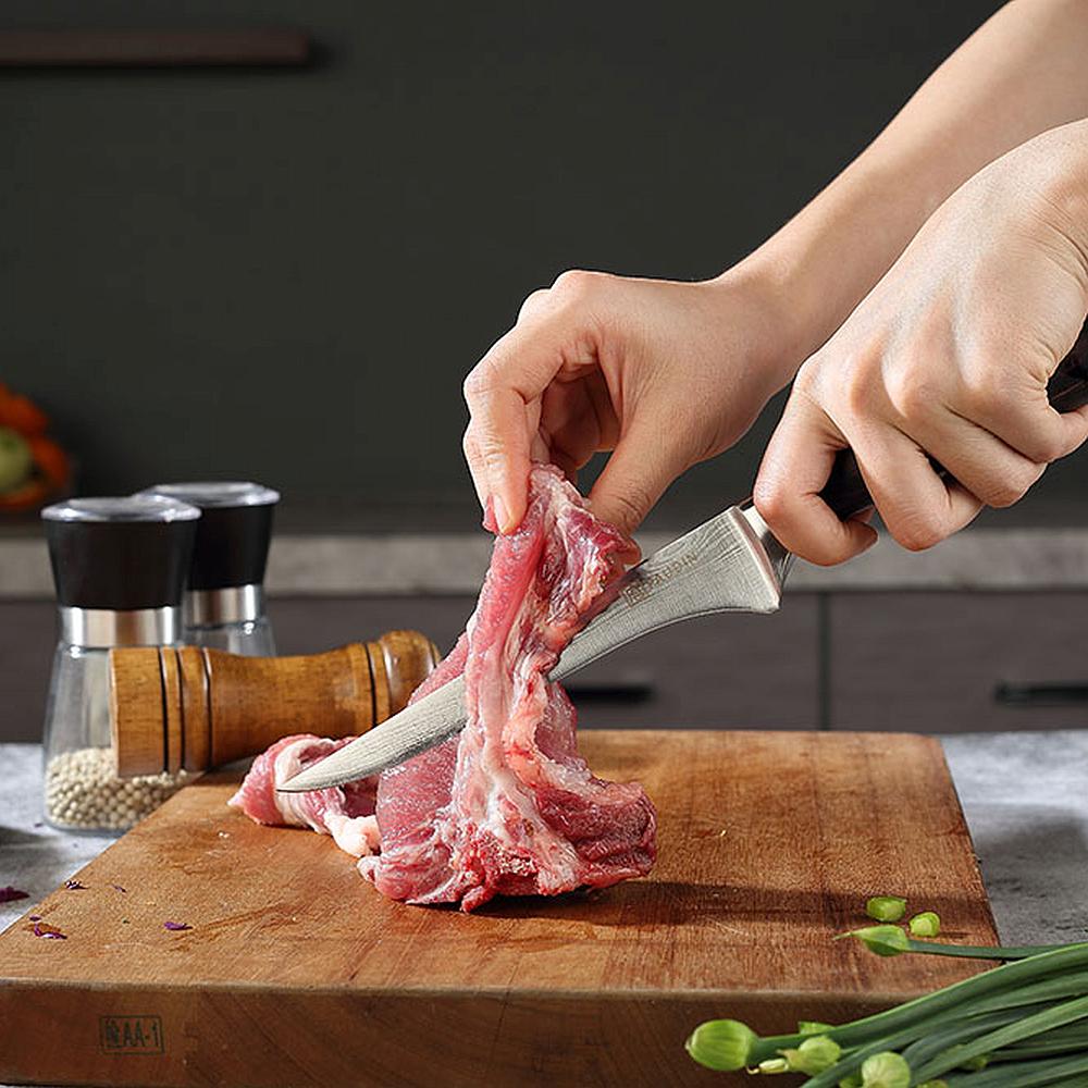 Universal Classic 6″ Boning Knife